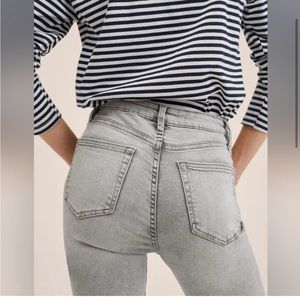 Mango High Rise Skinny Jeans - NWT - Size 6